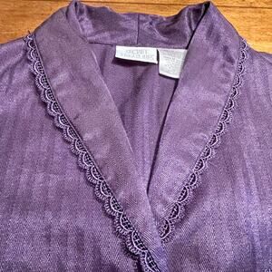 Secret Treasures Pajama Set Womens Sz M  2-Piece Sleepwear Purple Long Sleeve